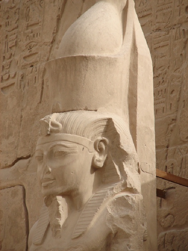 2008/03(March)/AroundTheWorld/Egypt/Karnak/640x480_Pharoh at Karnak. .jpg